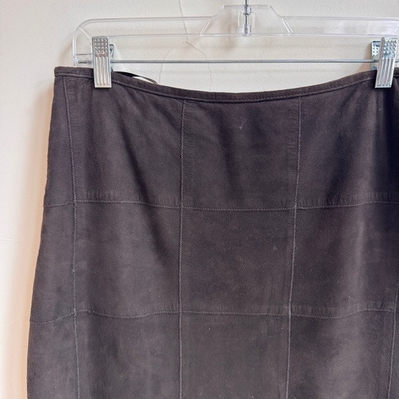 Armani Exchange Brown Square Solid Patchwork Suede A Line Womens Size 8 Skirt - Picture 3 of 13